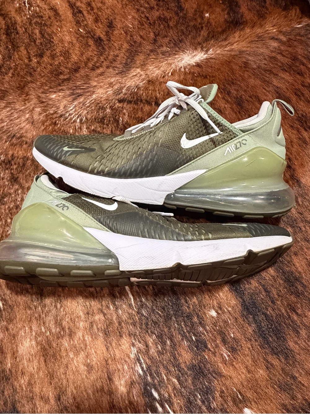 Nike Men’s Air Max 270 Sneakers - Olive Green/White